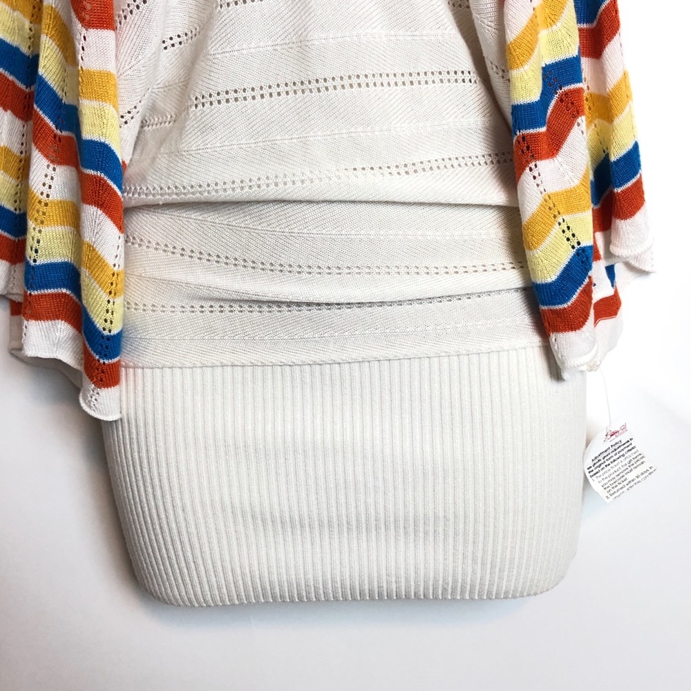 Freeway Bohemian Cold Shoulder Top - Size M- NWT - Picture 2 of 8